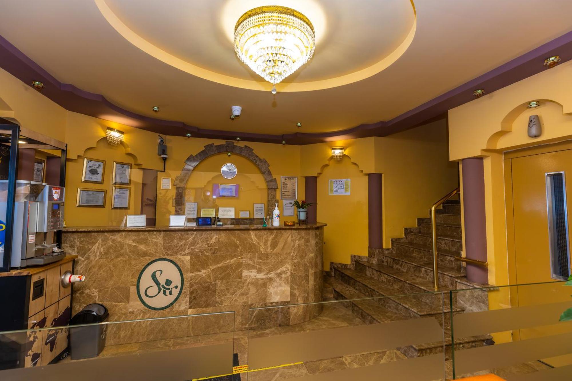 Hotel Sir Gara De Nord Бухарест Экстерьер фото